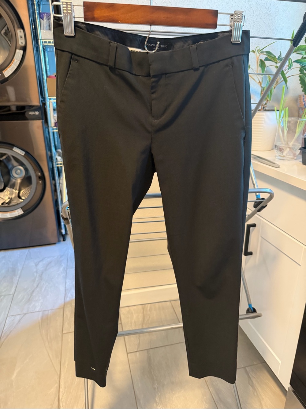 Banana Republic Women’s Straight Italian Wool Ankle Pants